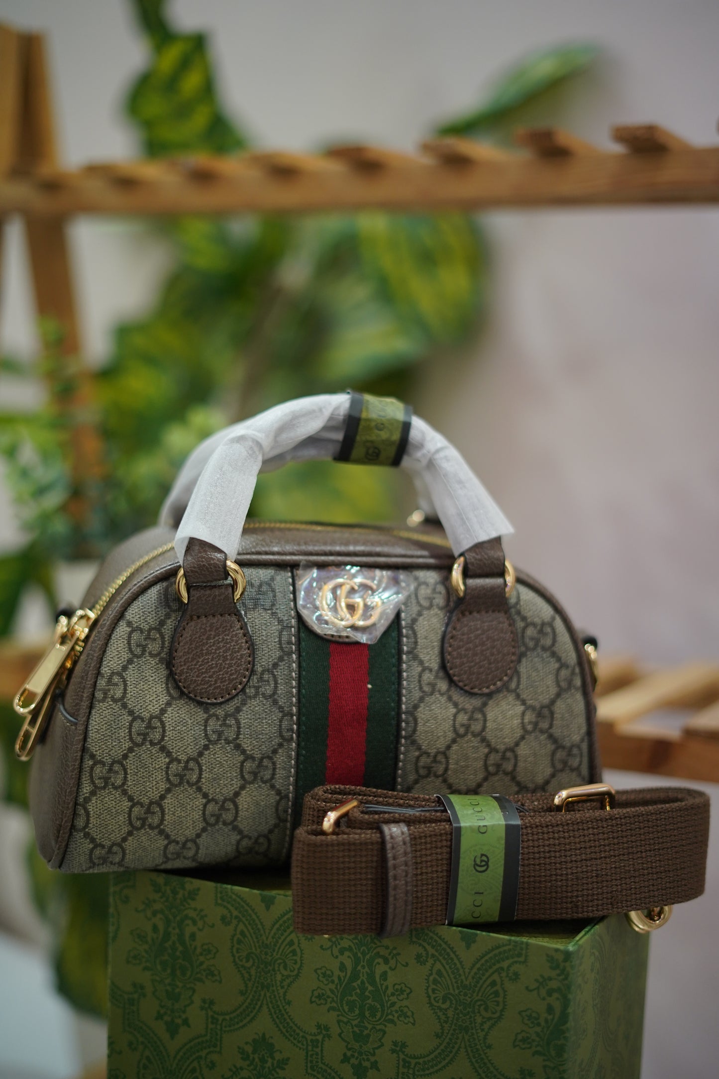 A6. Gucci Heritage Web Boston Satchel